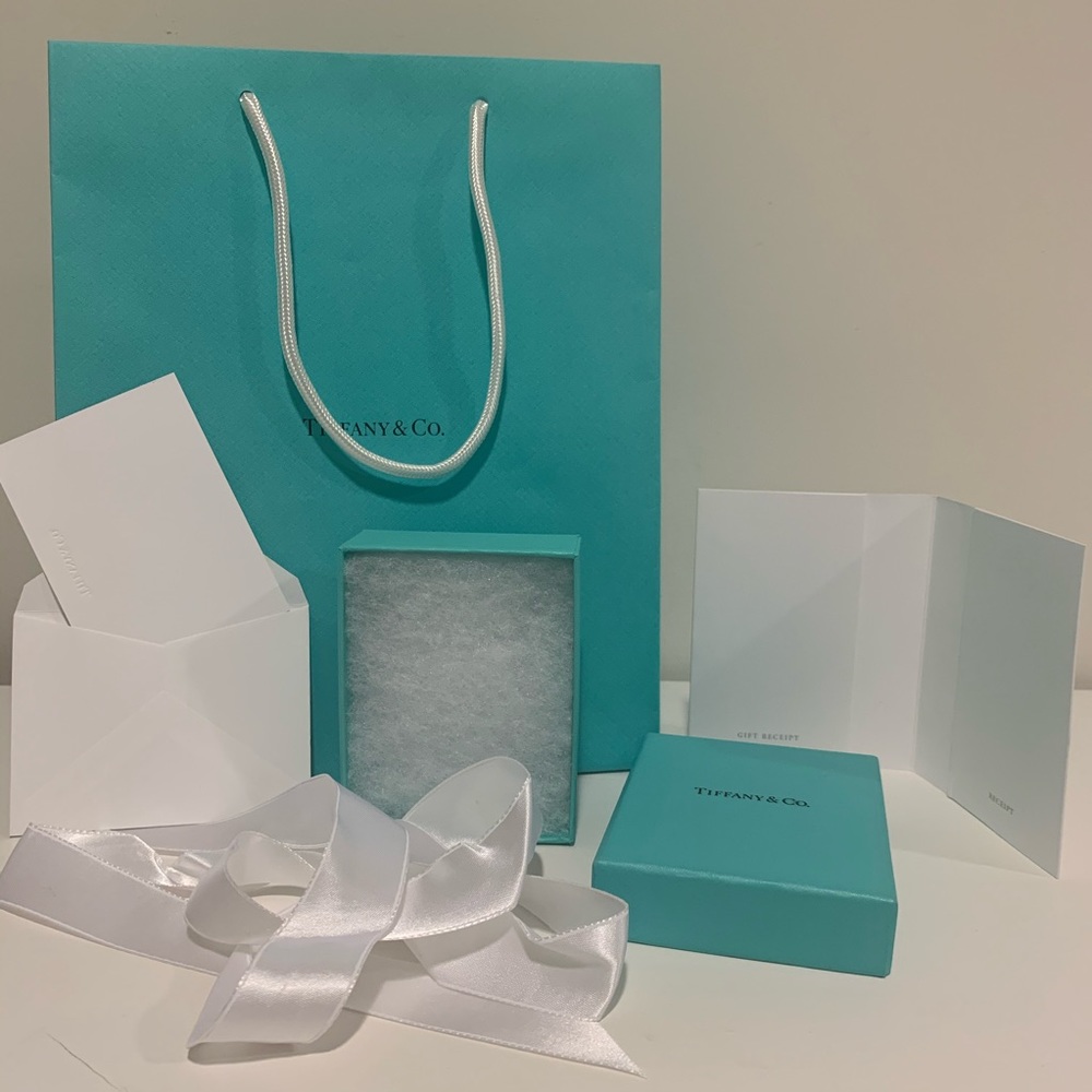 Tiffany &co. Box & shopping bag & holder & Card